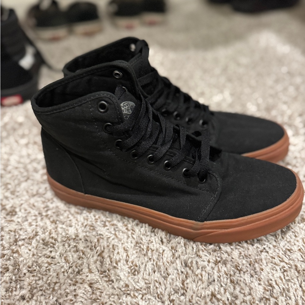 Vans sk8hi reissue hi tops size 10